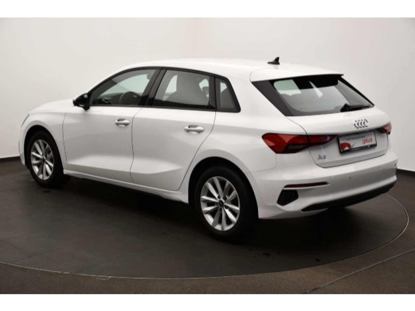 diagonalansicht-hinten-aussen