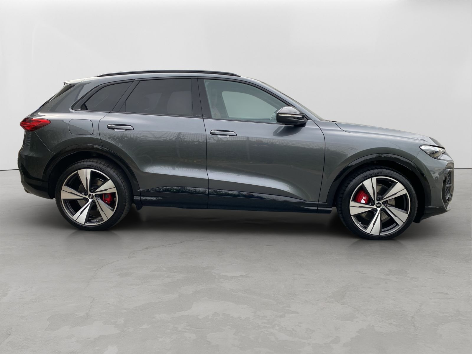 Audi - SQ5_8