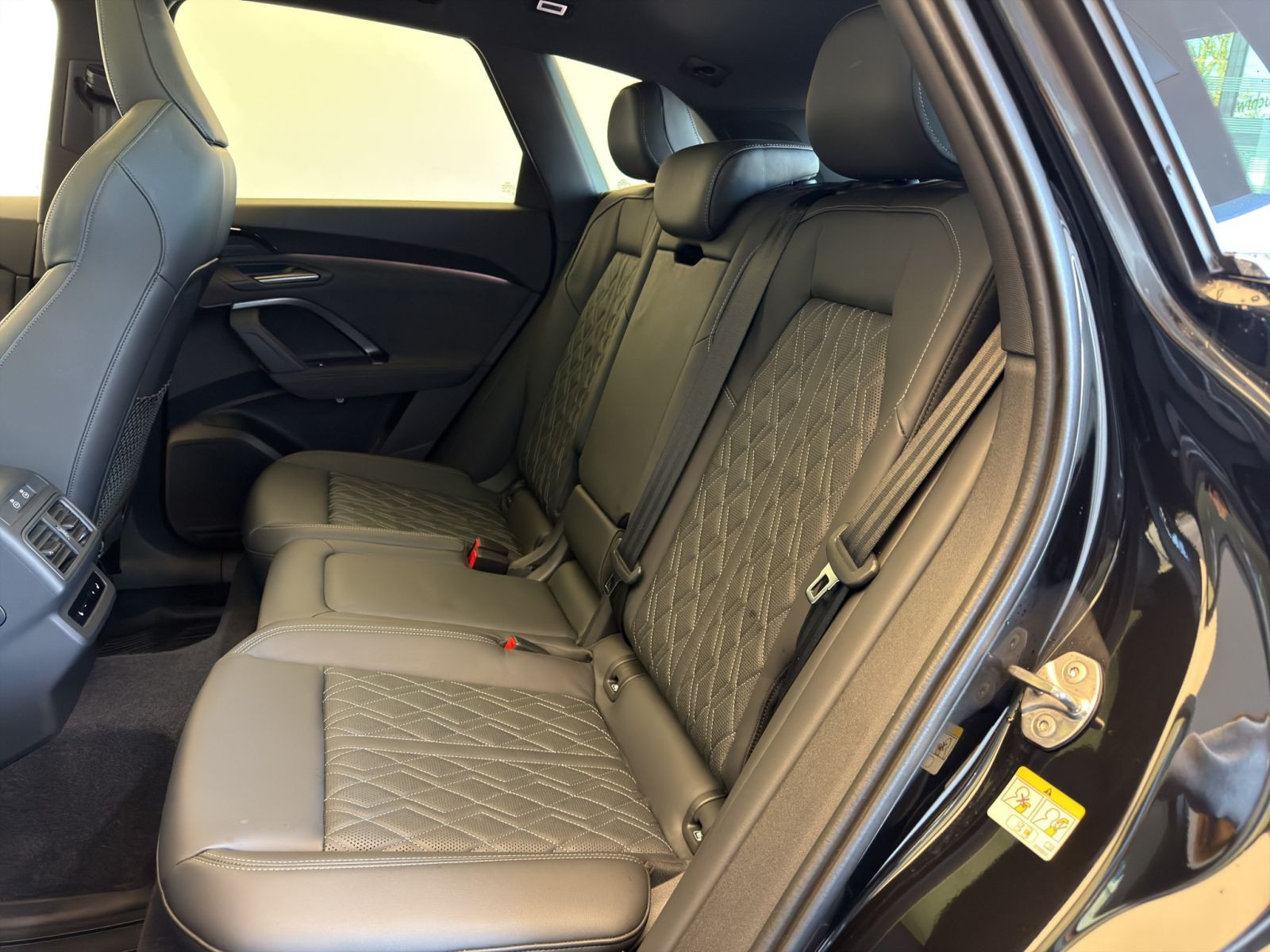 Audi - SQ5_16