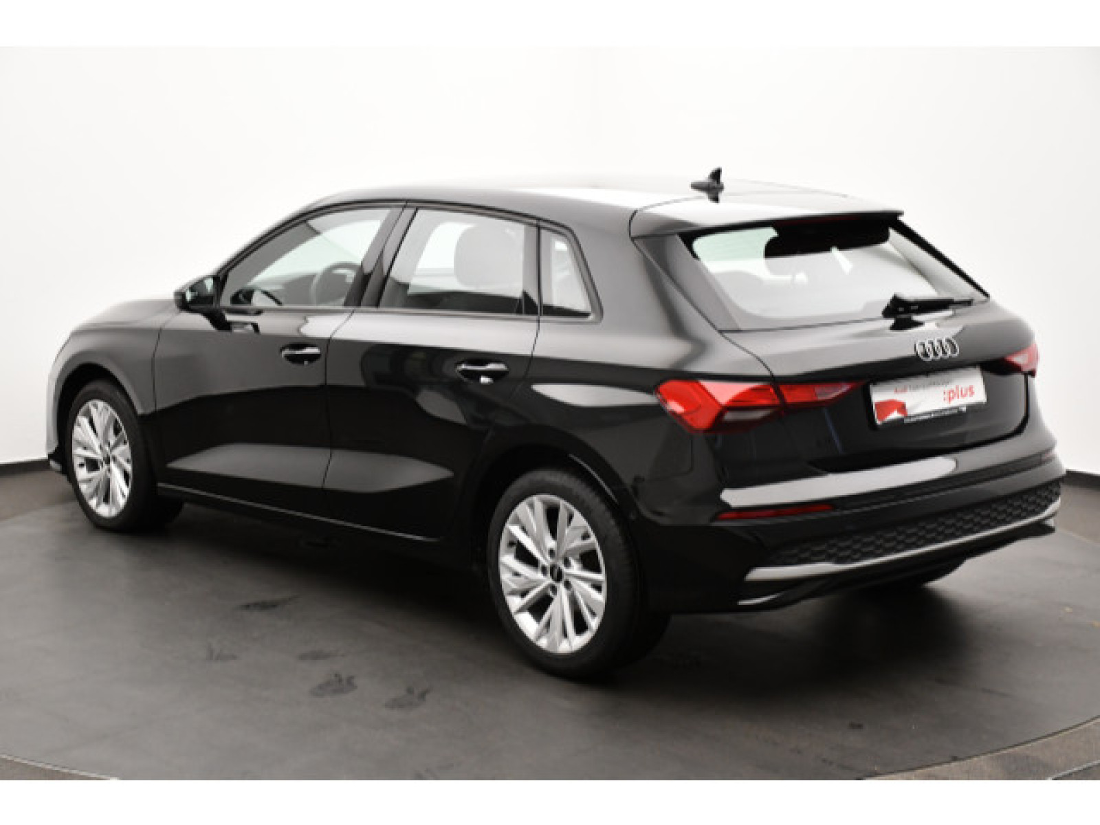 diagonalansicht-hinten-aussen