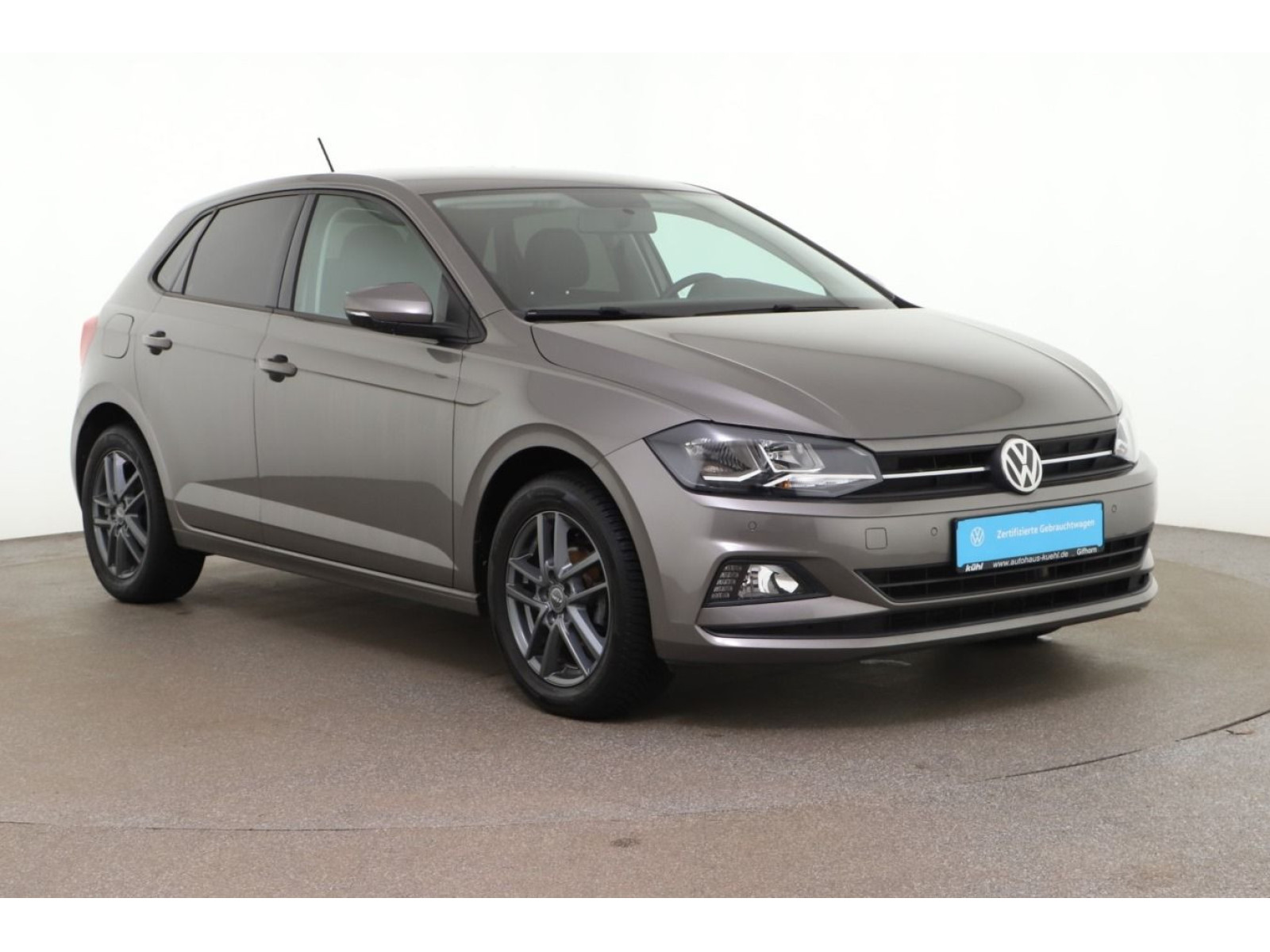 diagonal-frontansicht-aussen