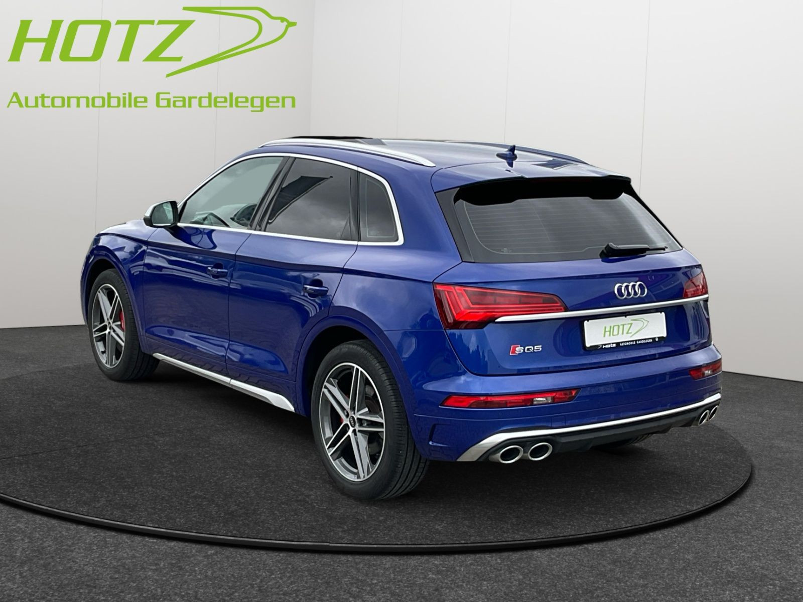 Audi - SQ5_4