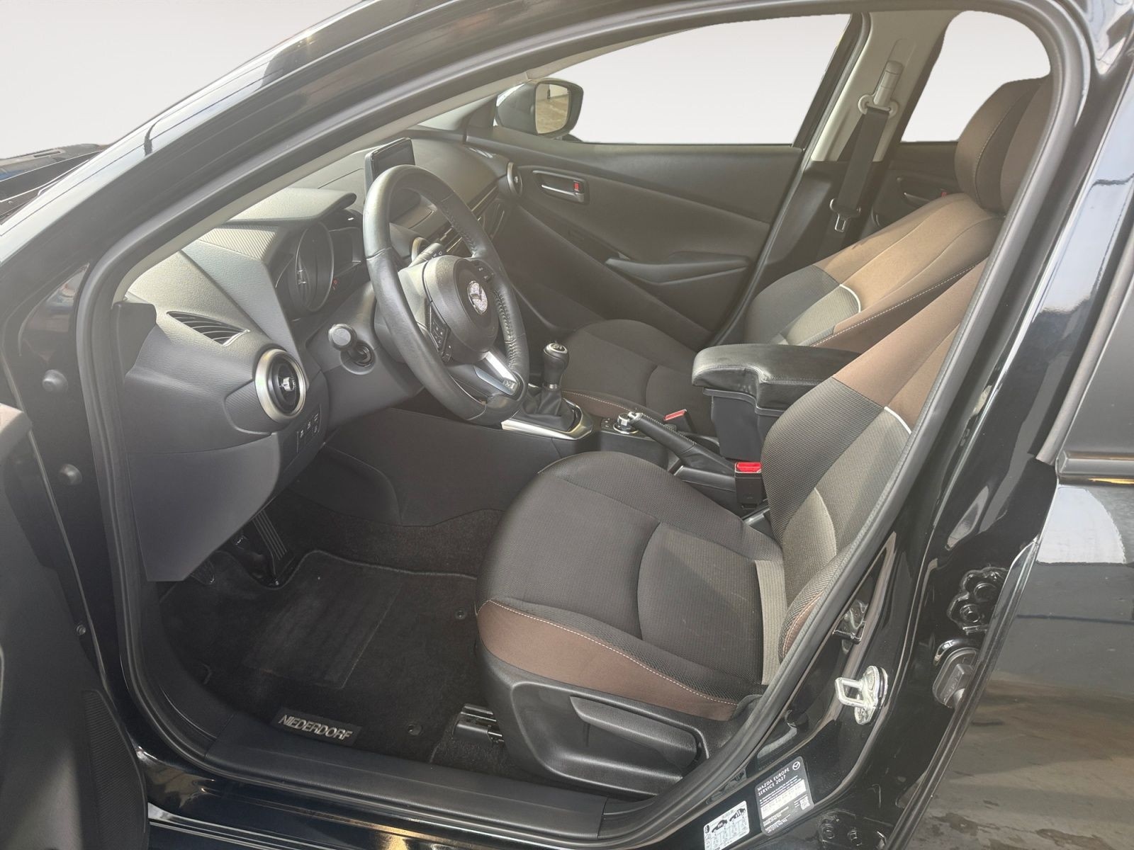 Mazda - 2_10
