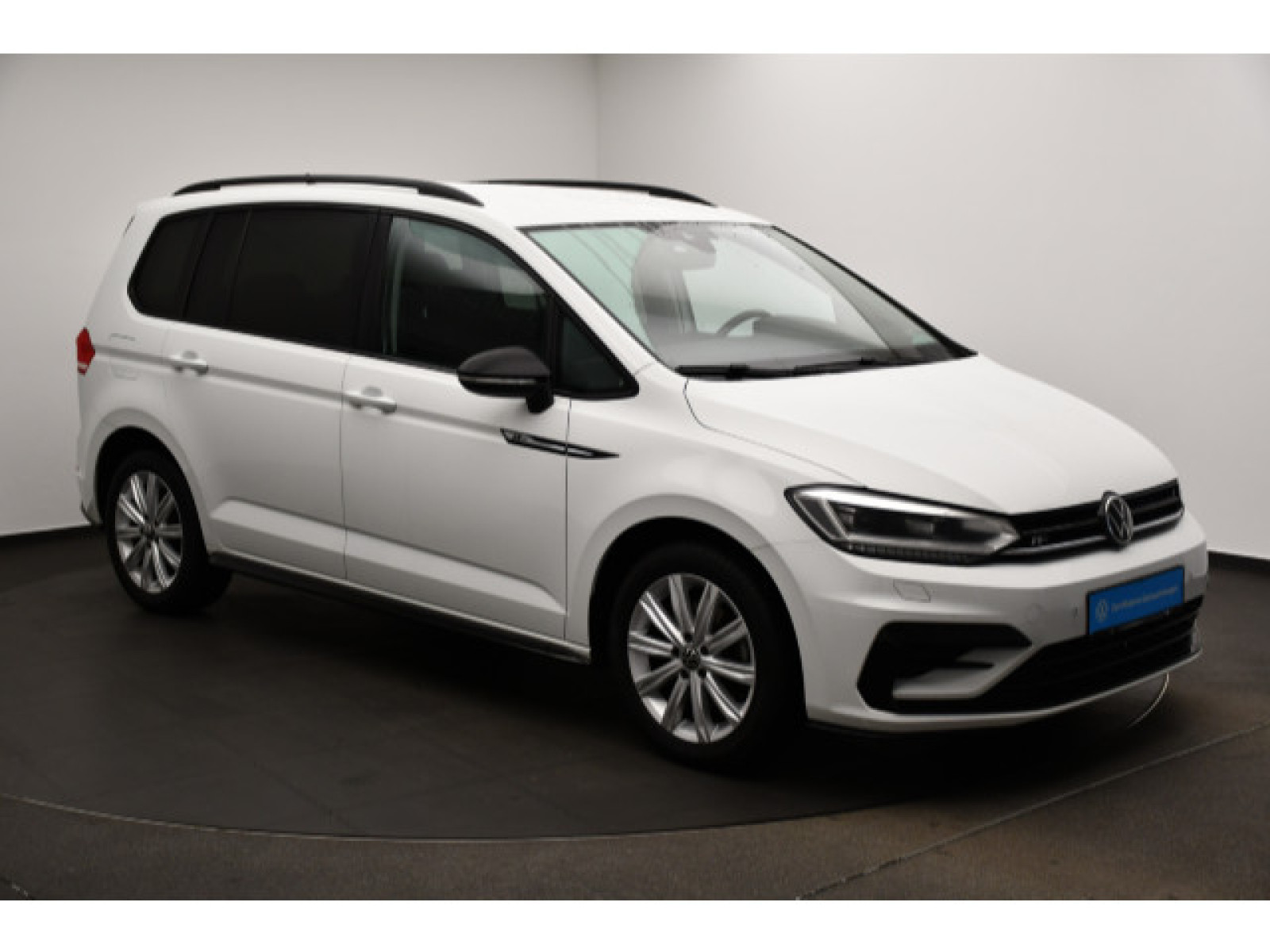 diagonal-frontansicht-aussen