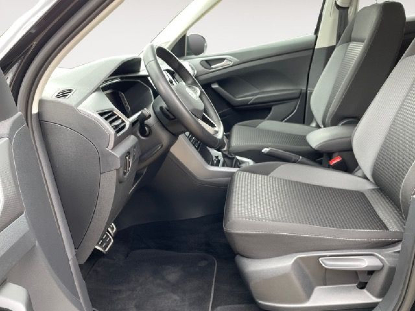 Volkswagen - T-Cross_9