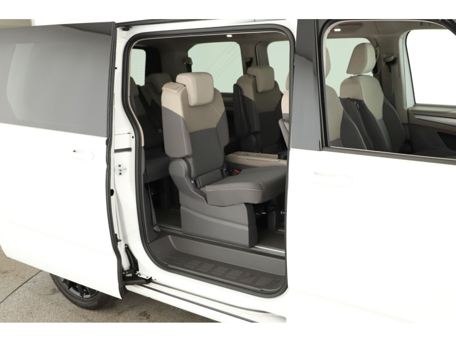 Volkswagen - T7 Multivan_7