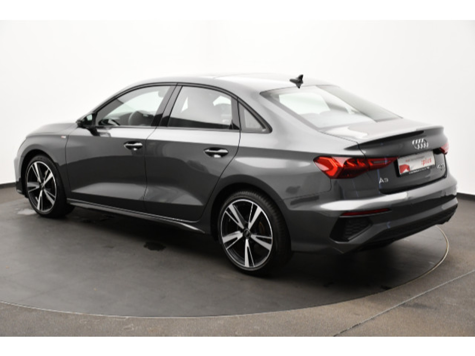 diagonalansicht-hinten-aussen