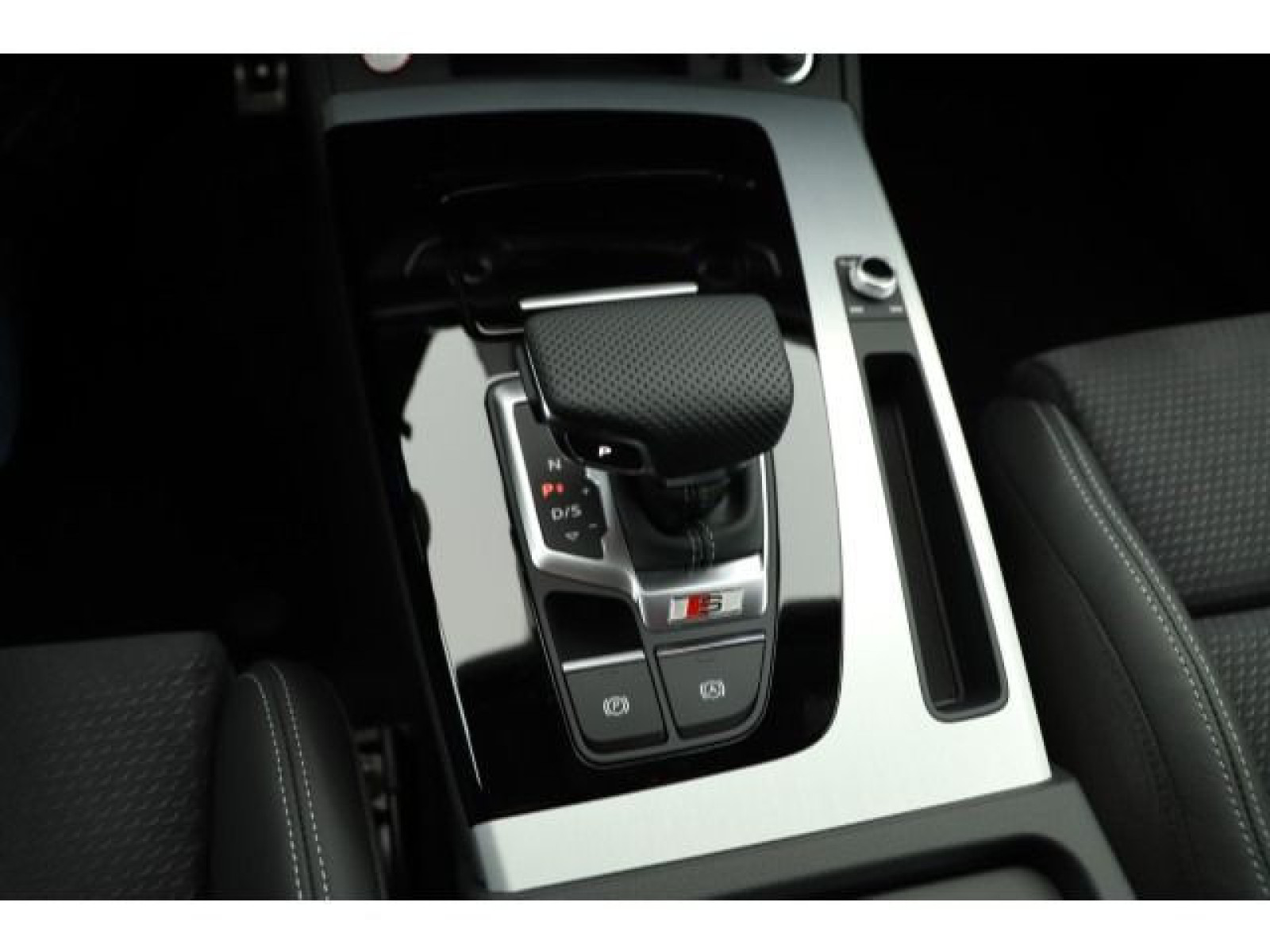 Audi - SQ5_7