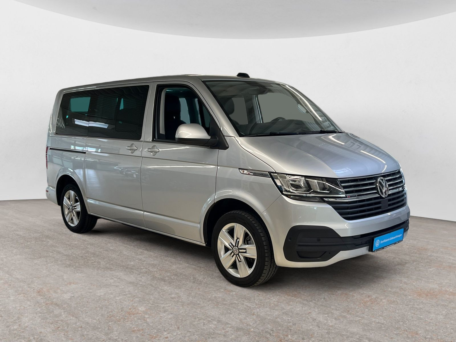 diagonal-frontansicht-aussen