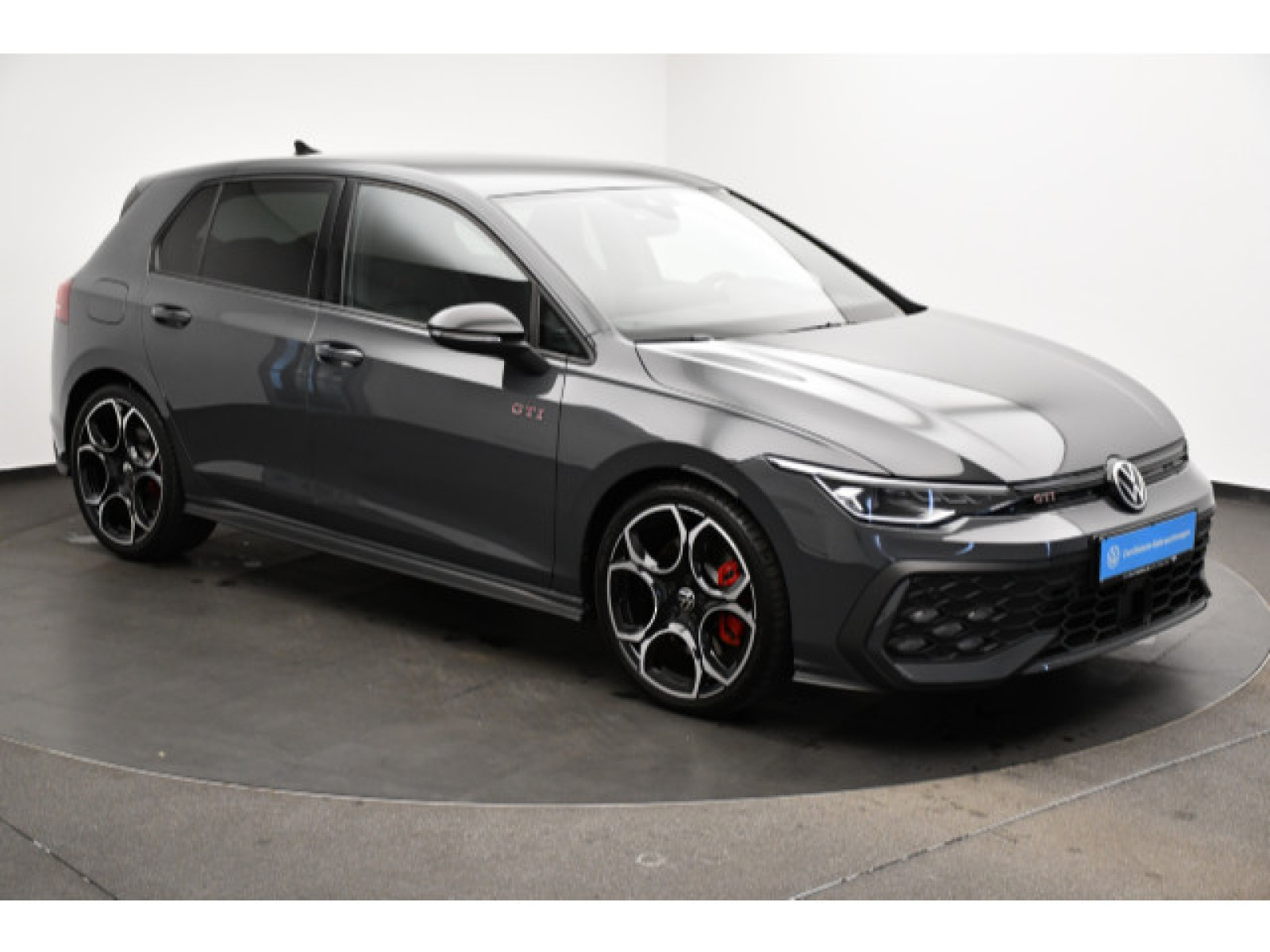 diagonal-frontansicht-aussen