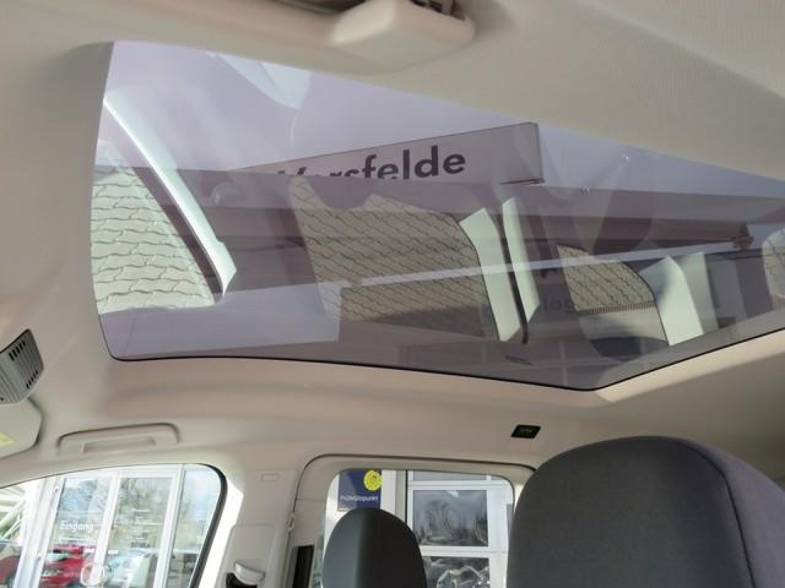 Volkswagen - Caddy_19