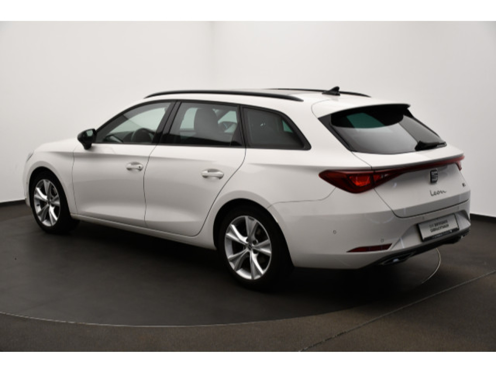 diagonalansicht-hinten-aussen