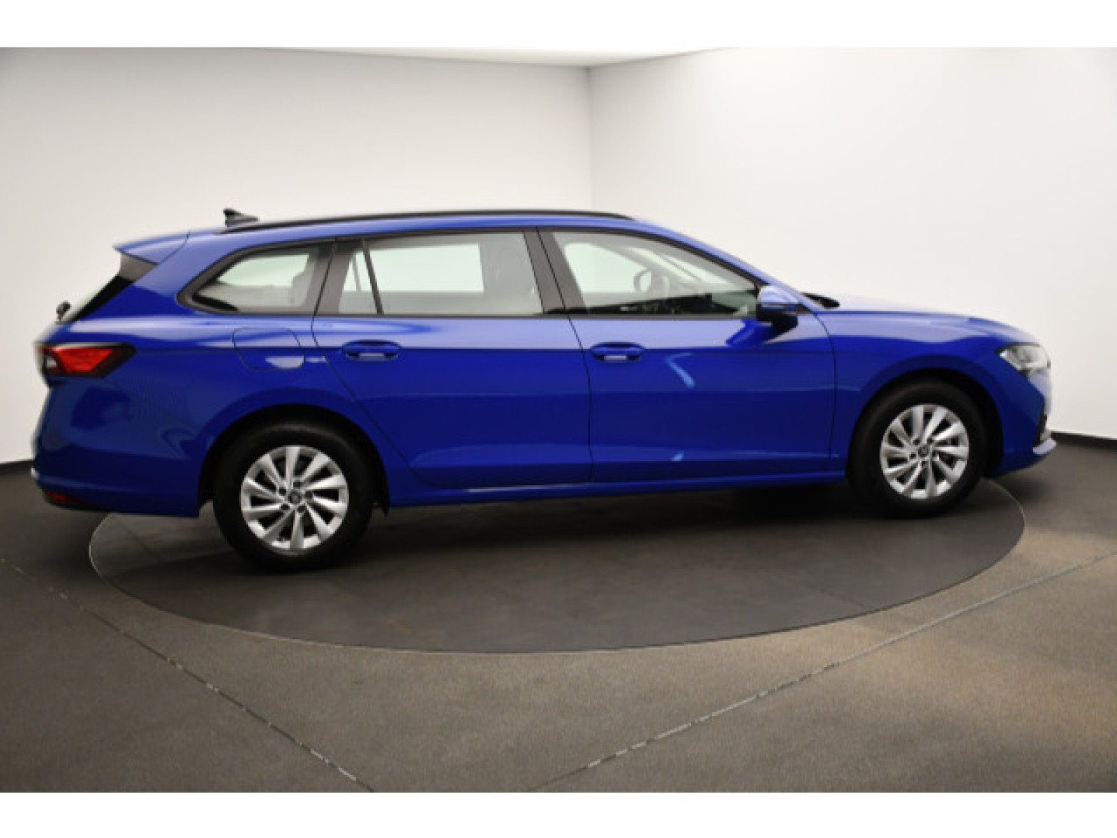 Škoda - Superb_17