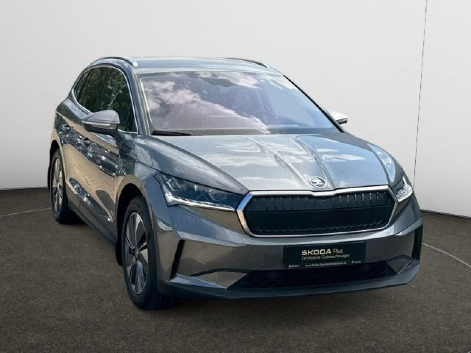 diagonal-frontansicht-aussen