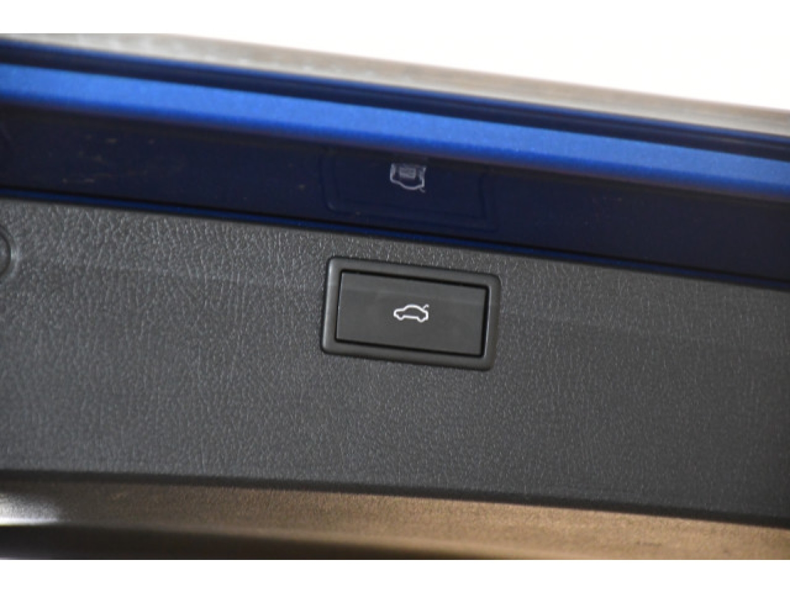 Volkswagen - T6.1 Multivan_12