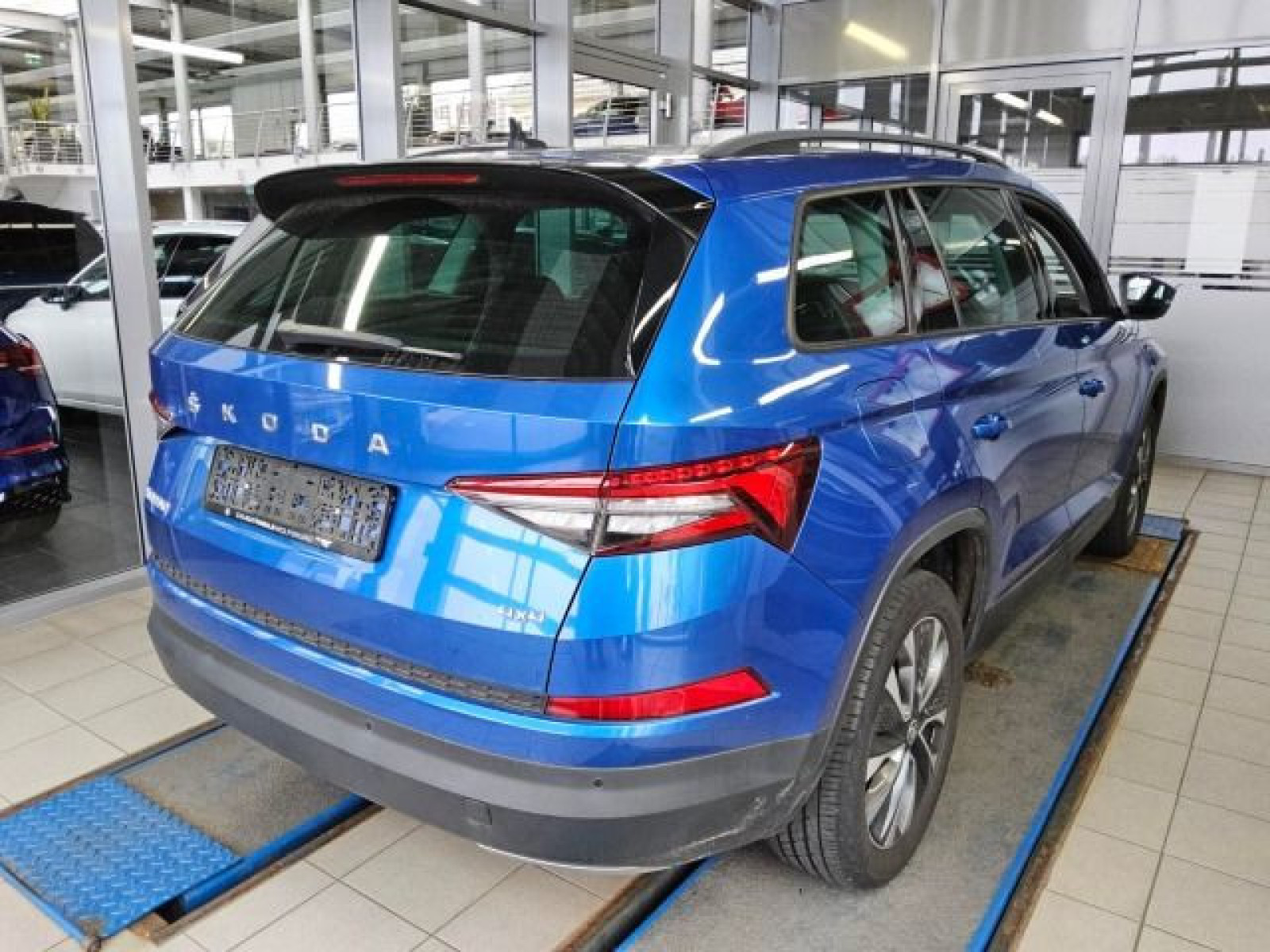 diagonalansicht-hinten-aussen