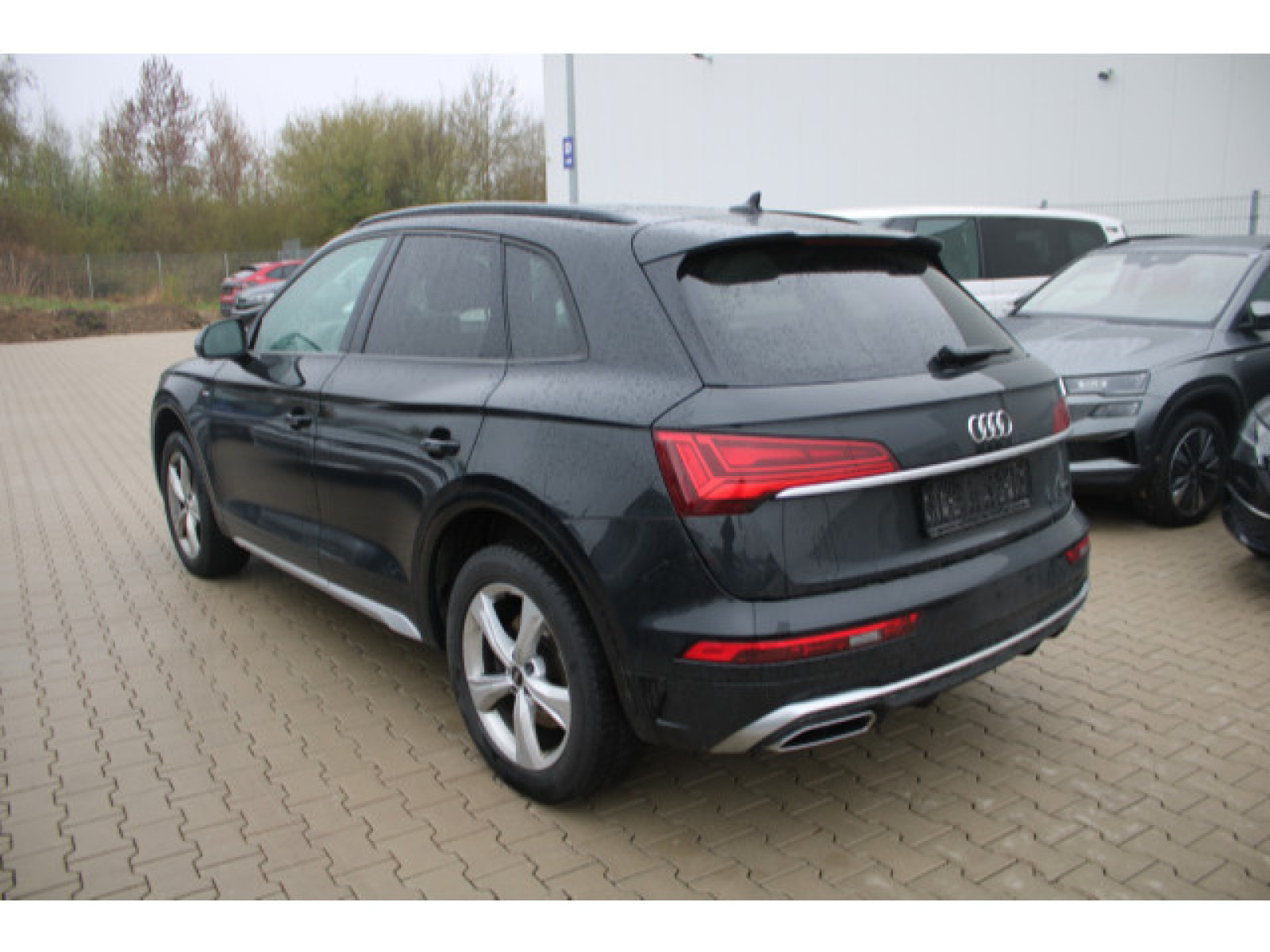 diagonalansicht-hinten-aussen