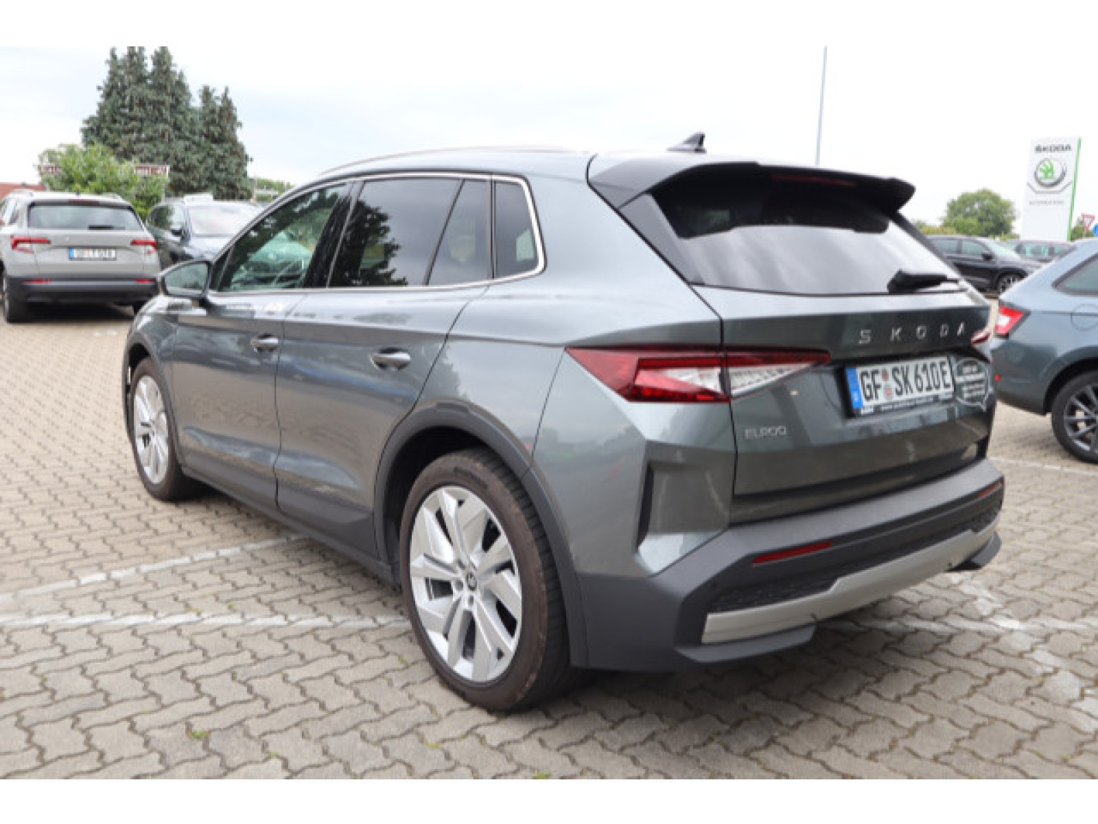 diagonalansicht-hinten-aussen