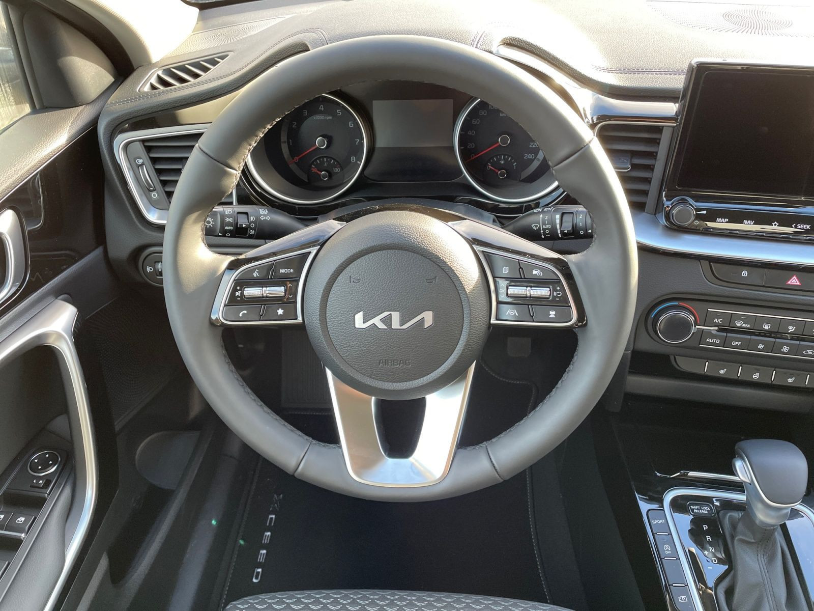Kia - XCeed_13
