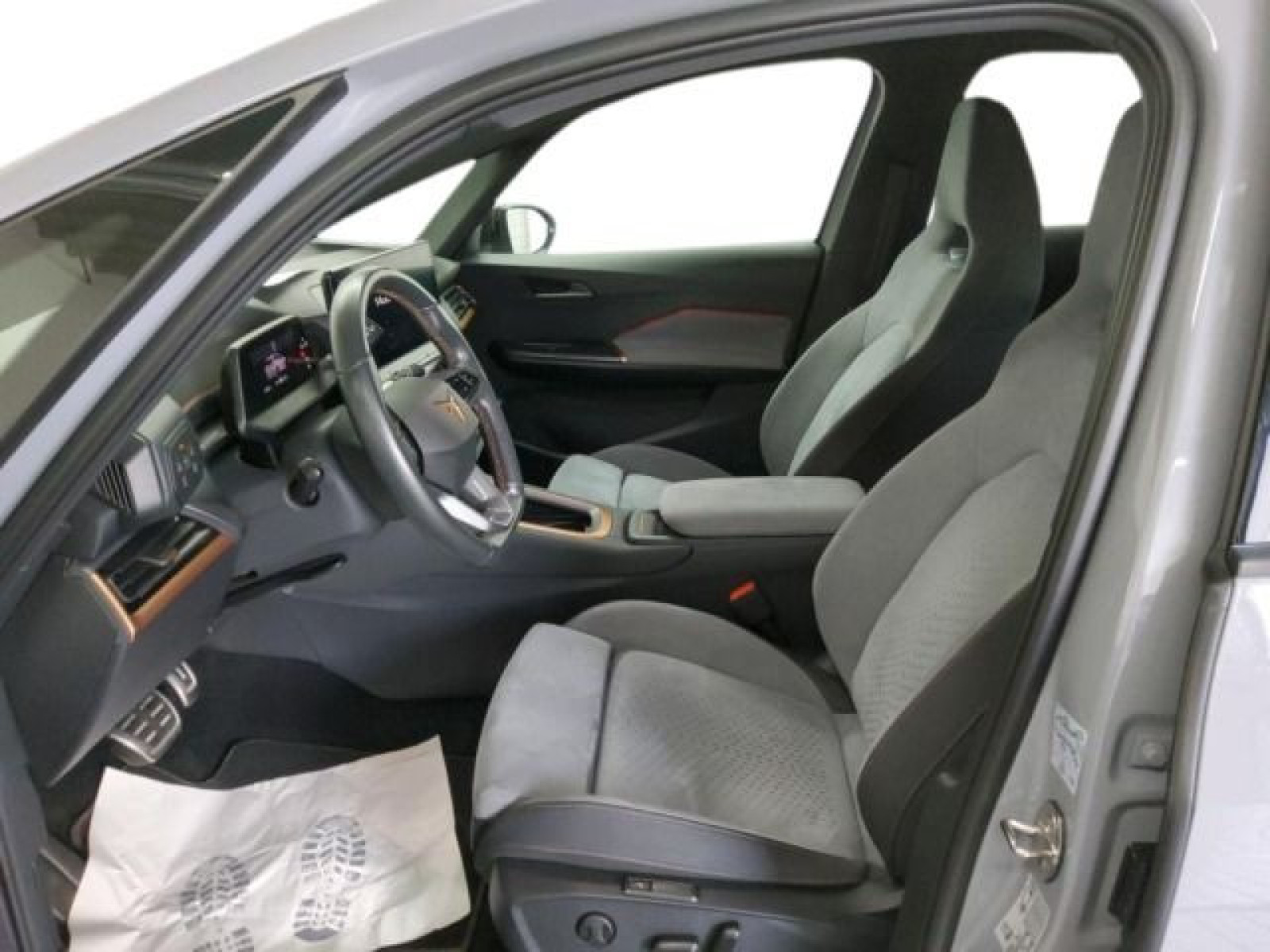 Cupra - Born_6