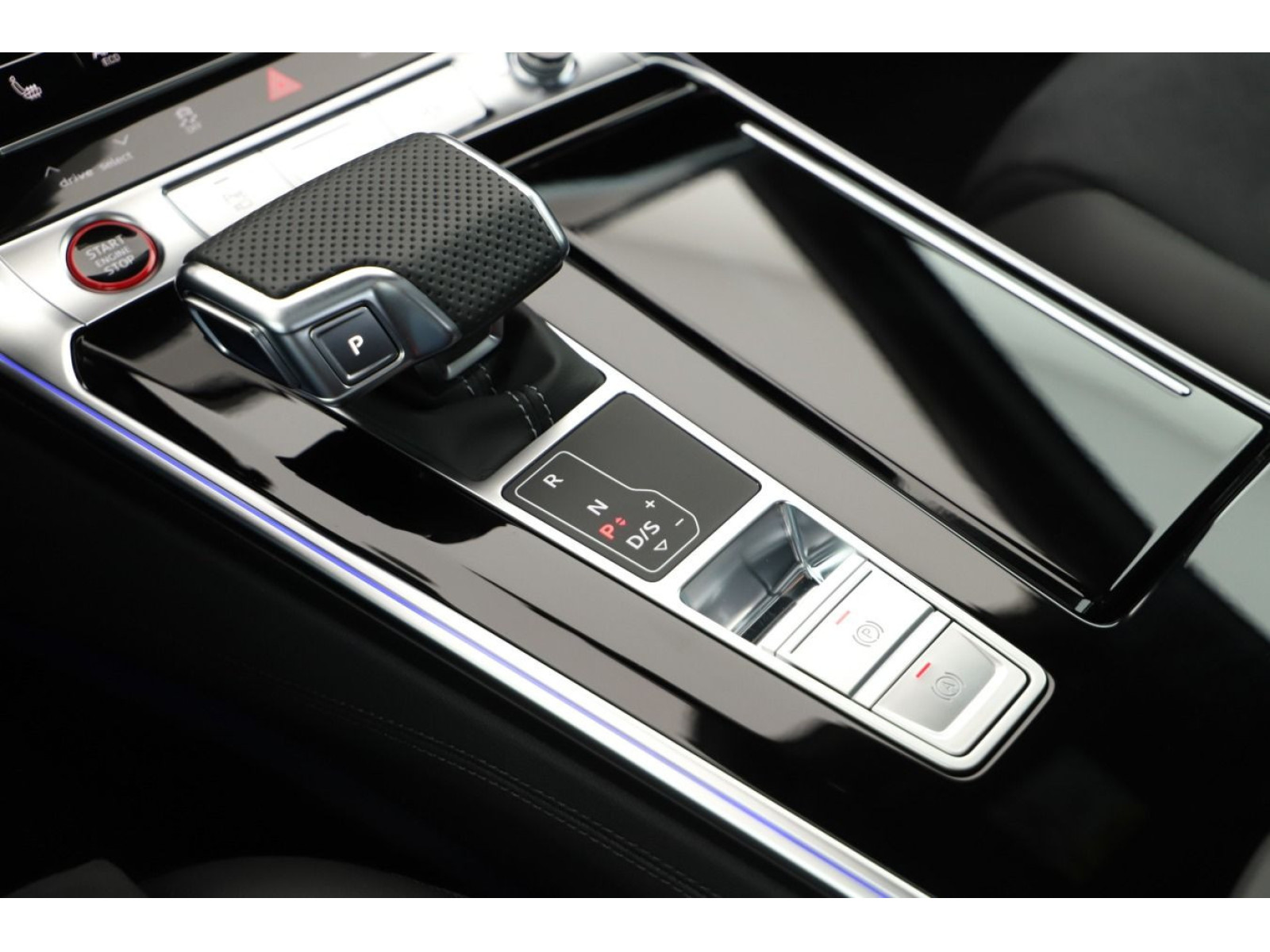 Audi - RS 6 Avant_16