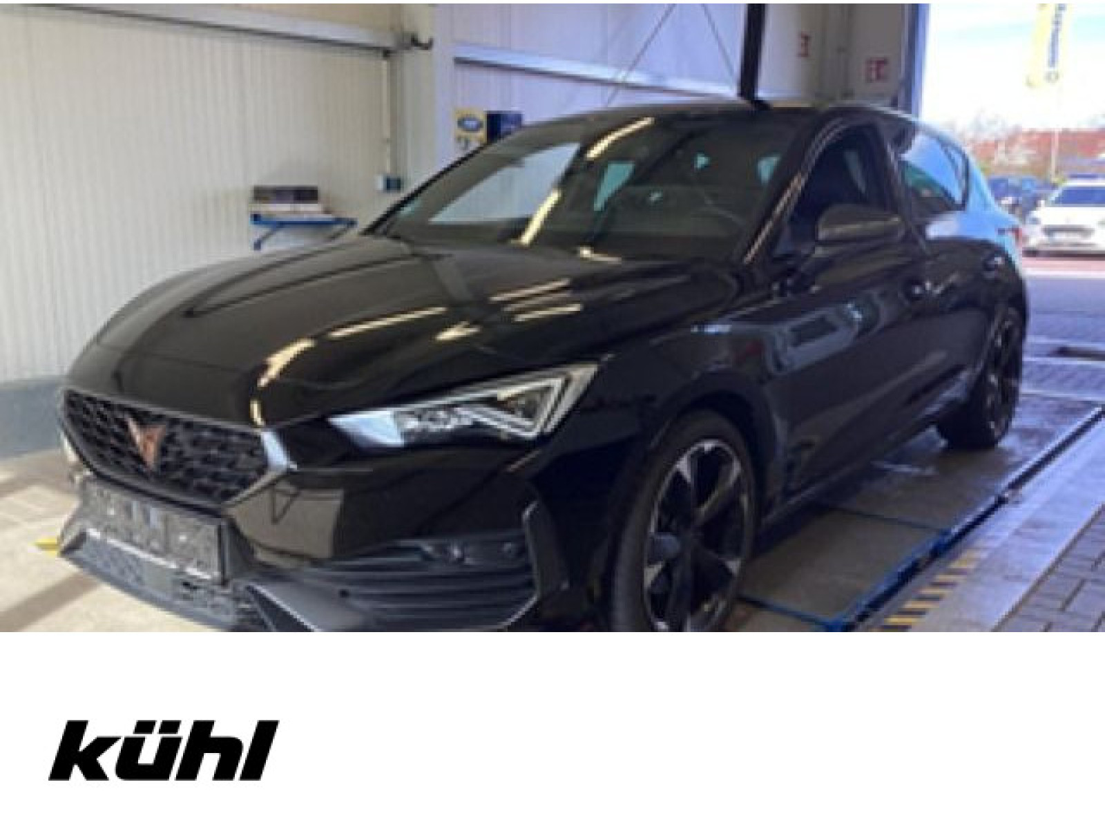 diagonal-frontansicht-aussen