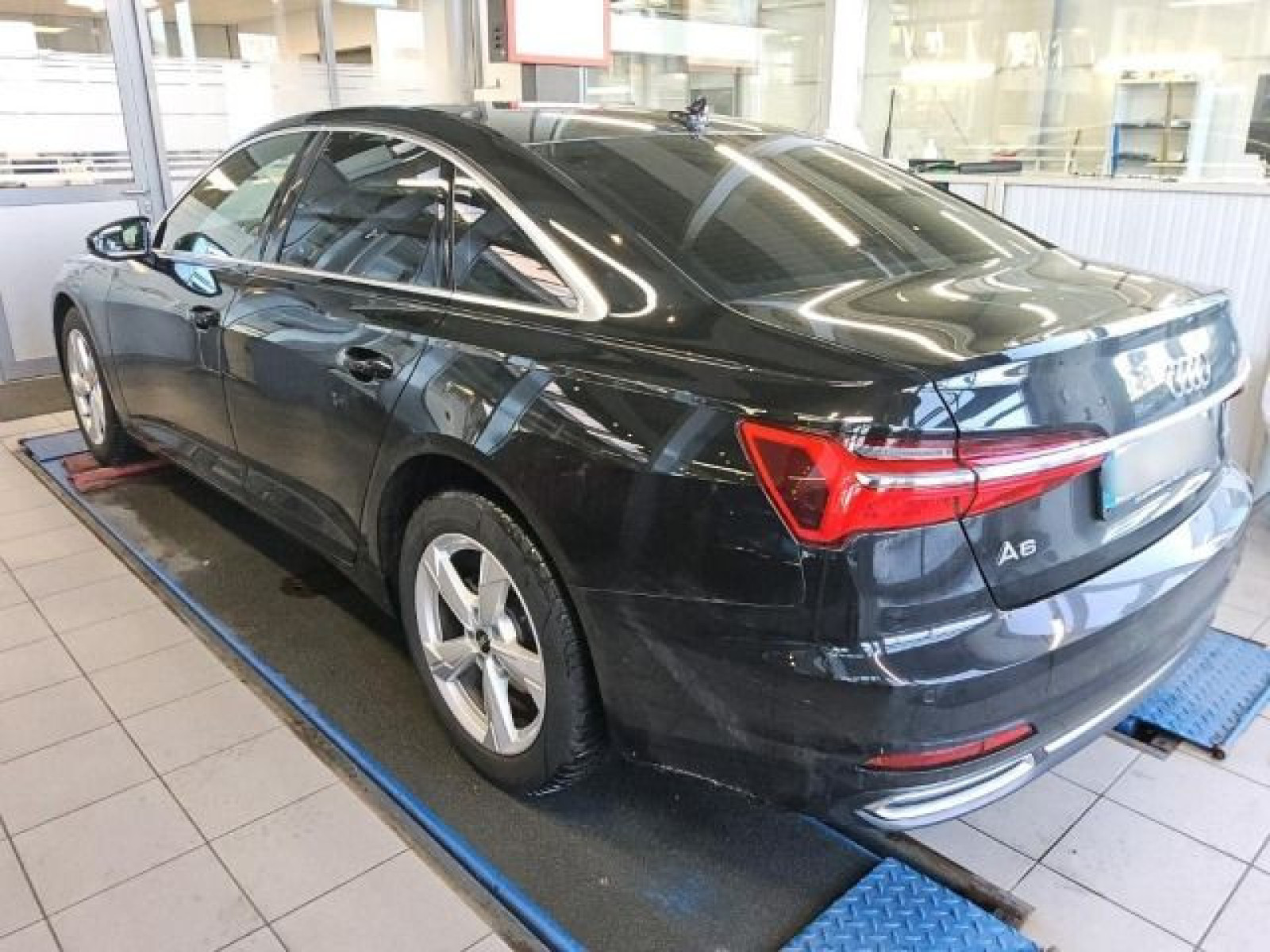 diagonalansicht-hinten-aussen