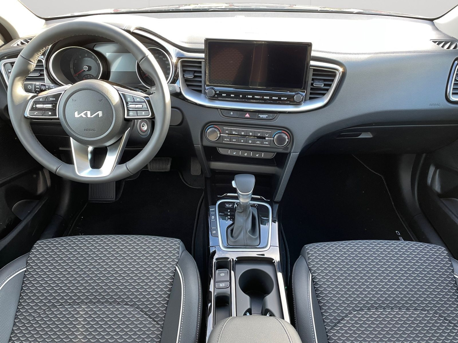 Kia - XCeed_11