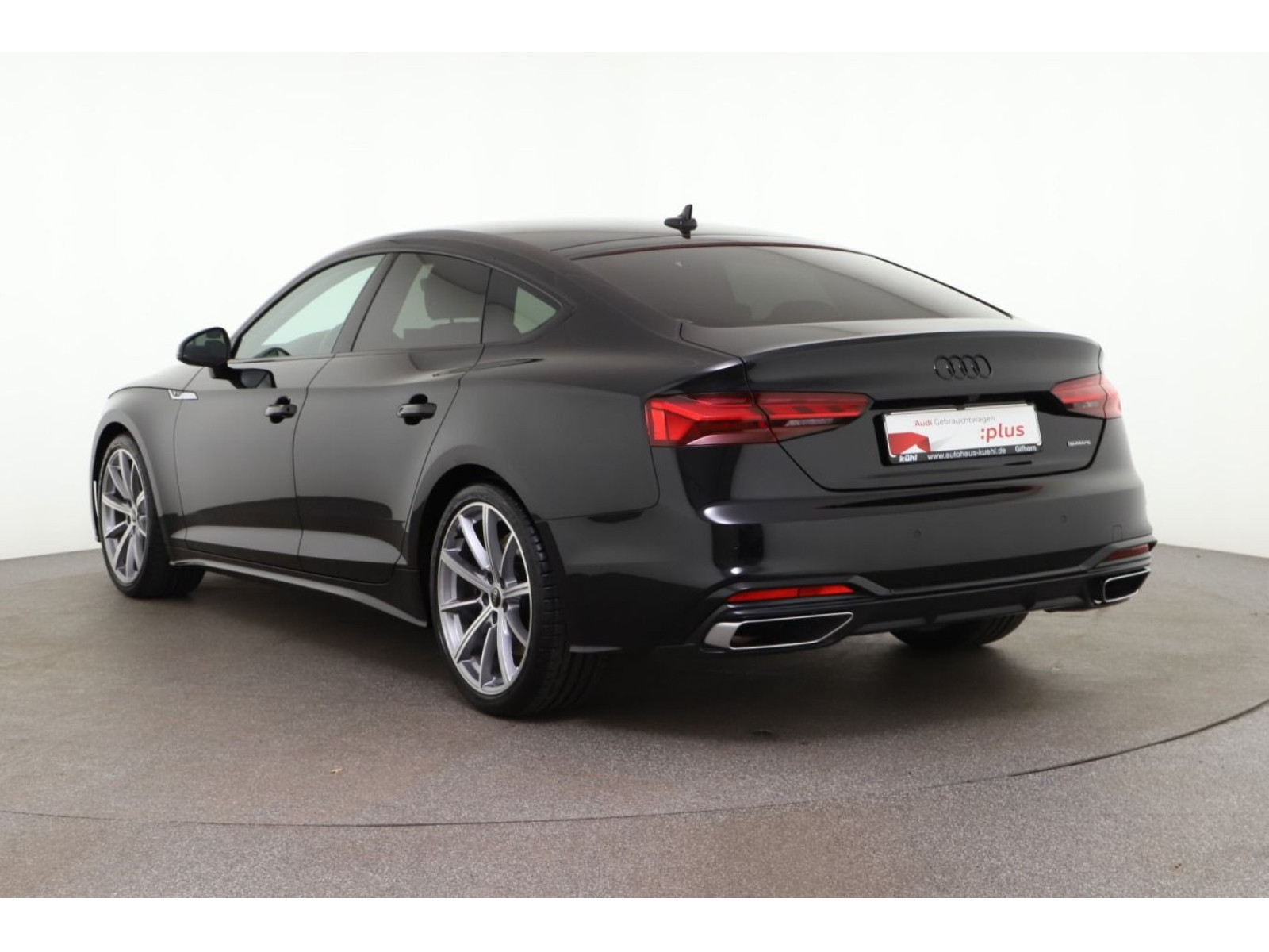 diagonalansicht-hinten-aussen