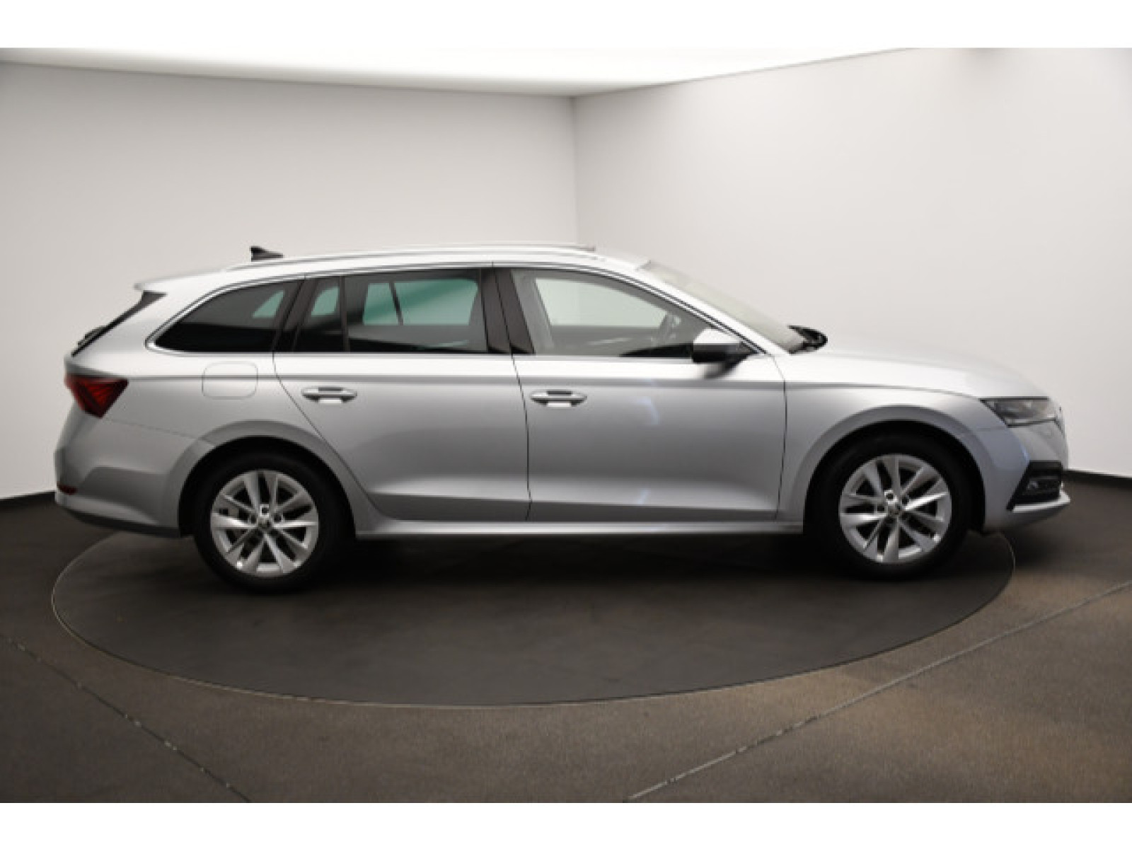 Škoda - Octavia_19