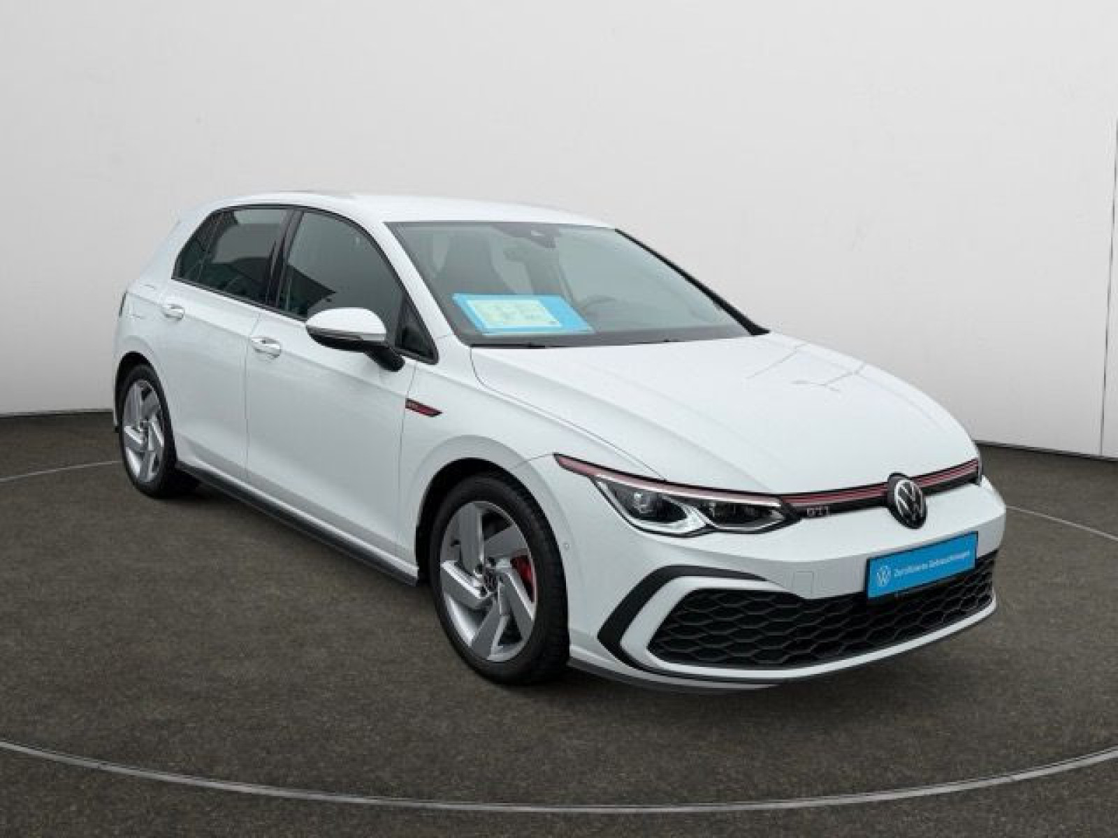 diagonal-frontansicht-aussen