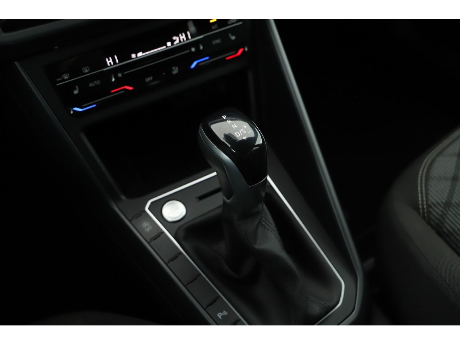 Volkswagen - Taigo_12