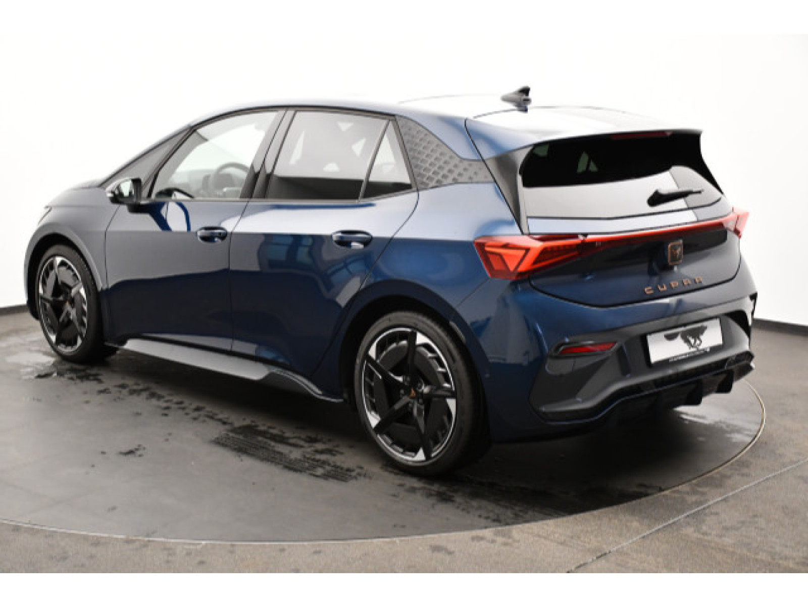 diagonalansicht-hinten-aussen