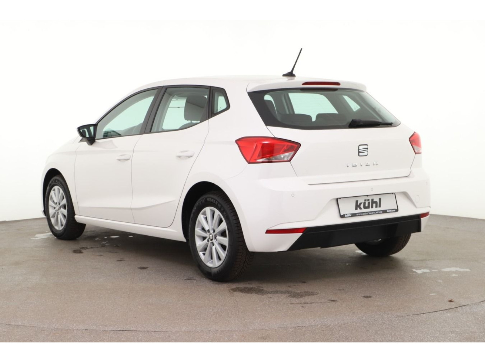 diagonalansicht-hinten-aussen