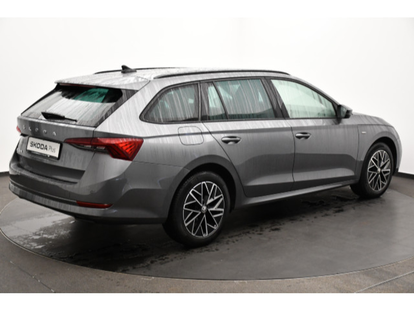 diagonalansicht-hinten-aussen