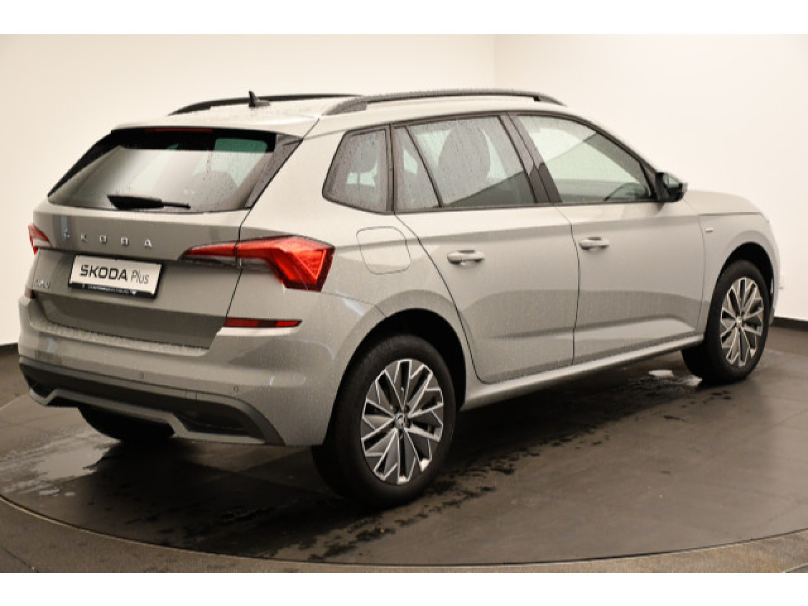 diagonalansicht-hinten-aussen