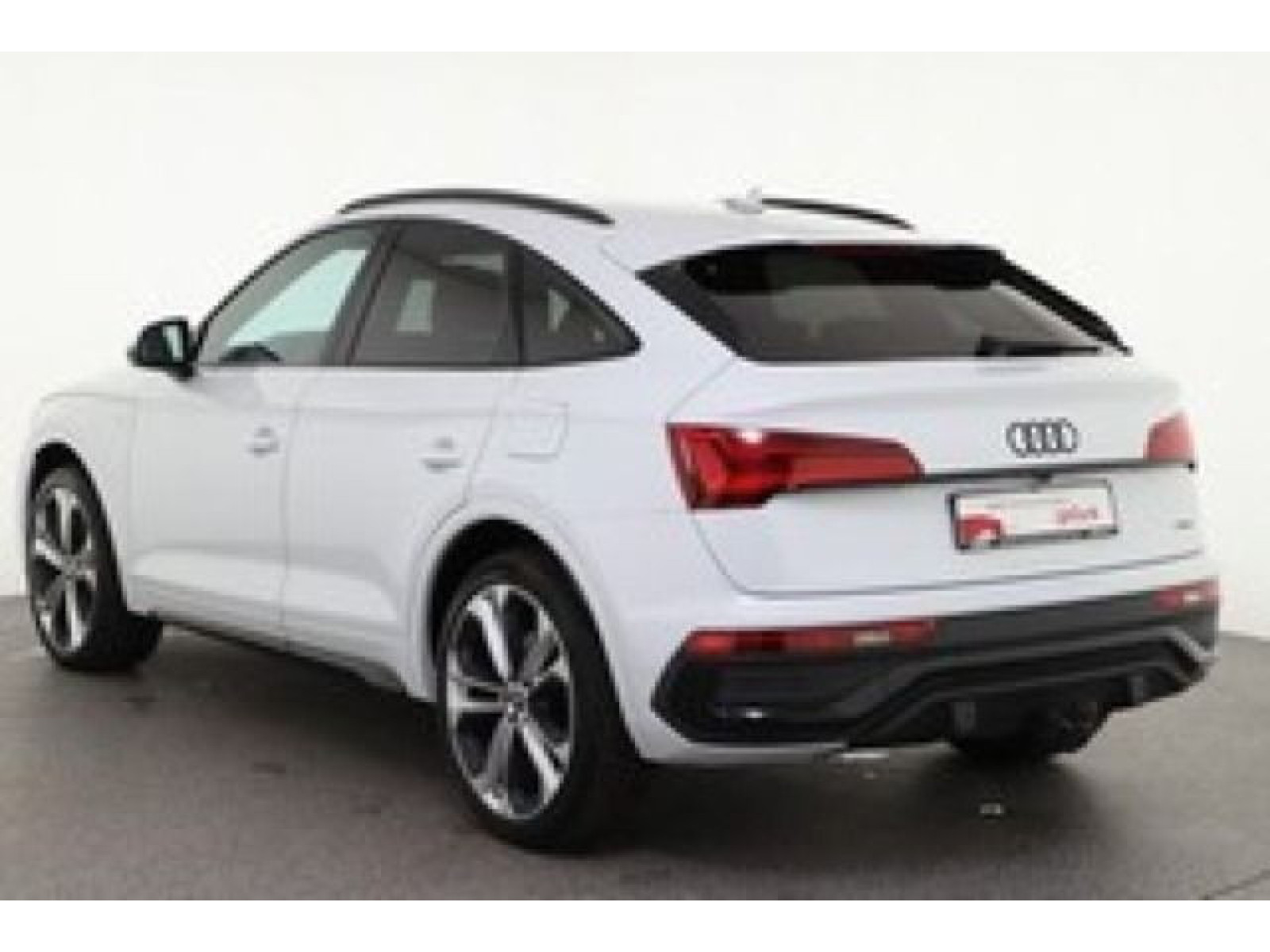 diagonalansicht-hinten-aussen