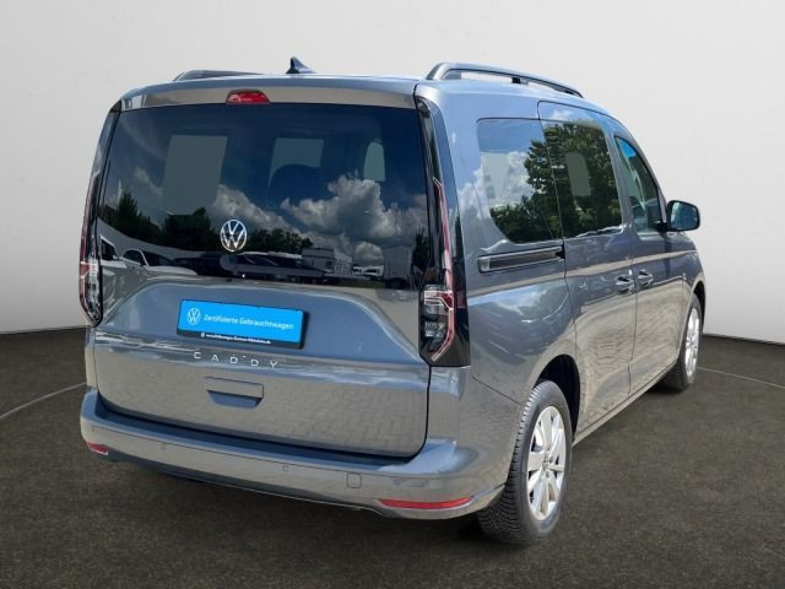Volkswagen - Caddy_6