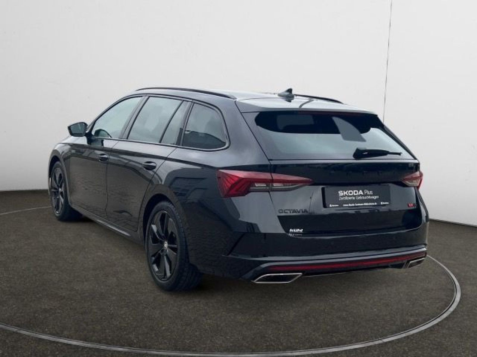 diagonalansicht-hinten-aussen