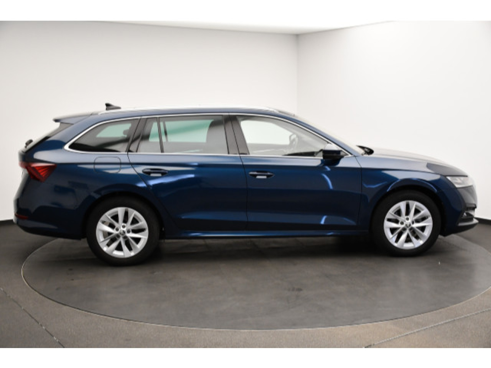 Škoda - Octavia_19