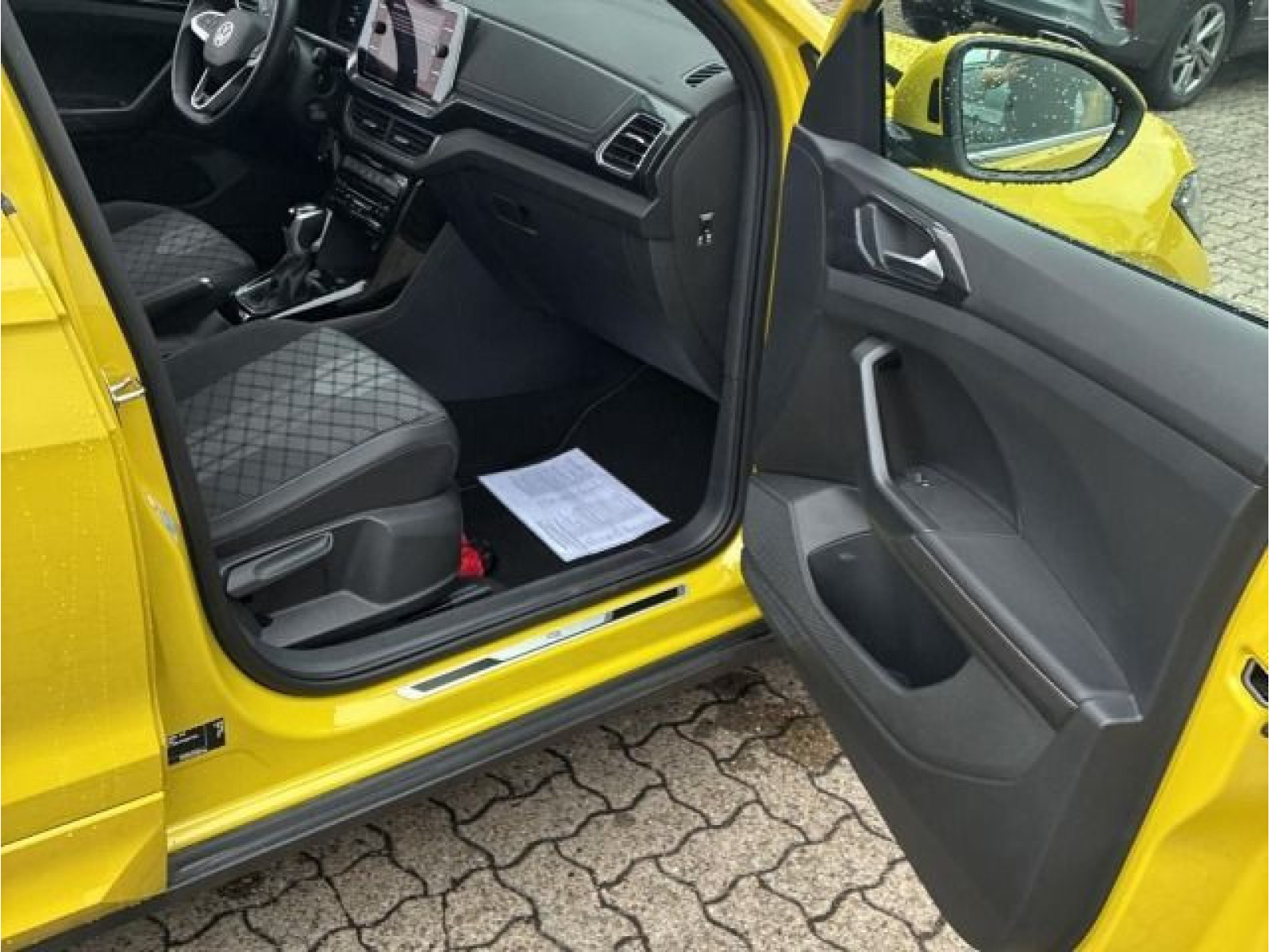 Volkswagen - T-Cross_6