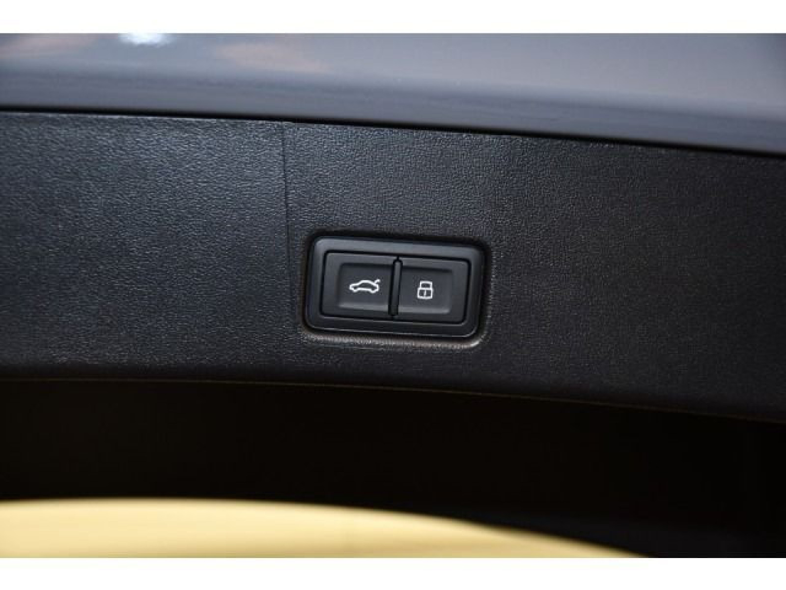 Audi - Q4 Sportback e-tron_10