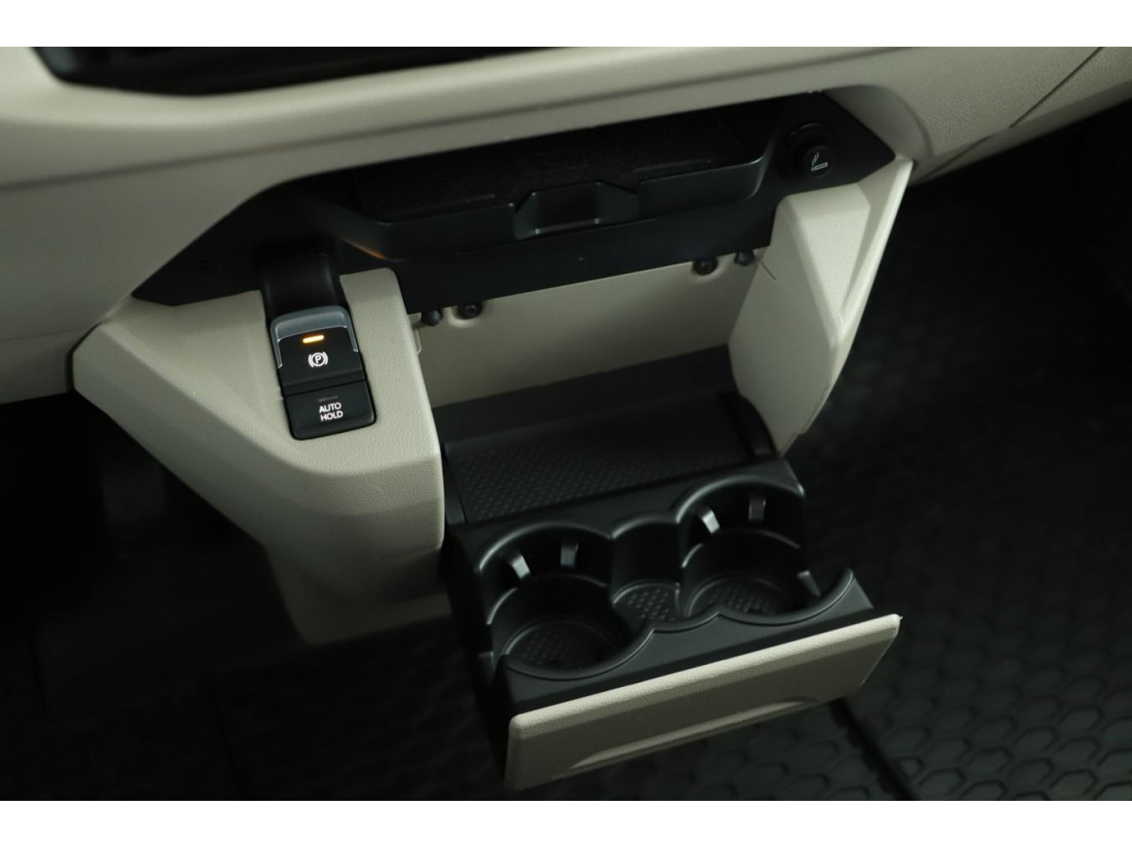 Volkswagen - Multivan_14