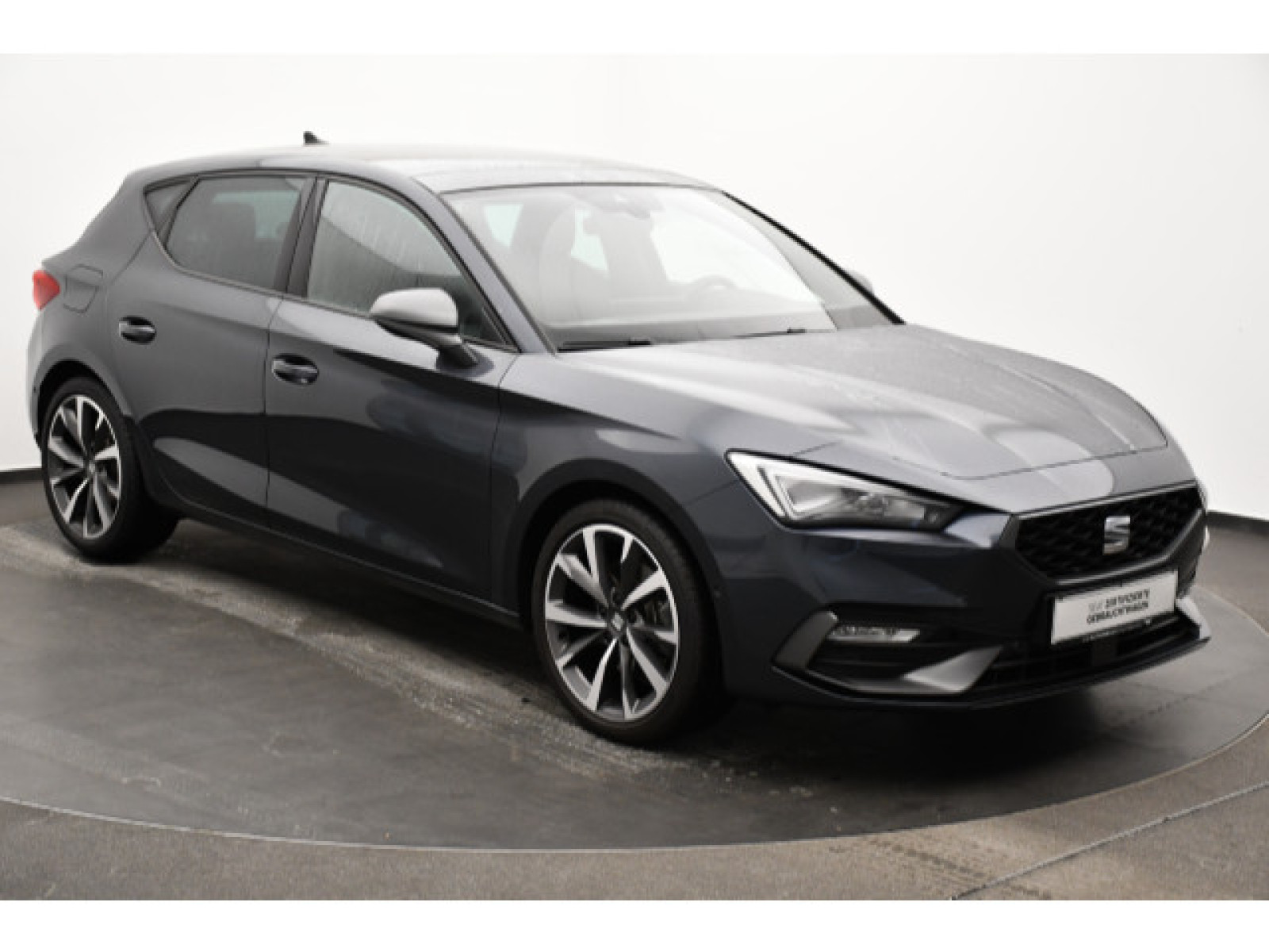 diagonal-frontansicht-aussen