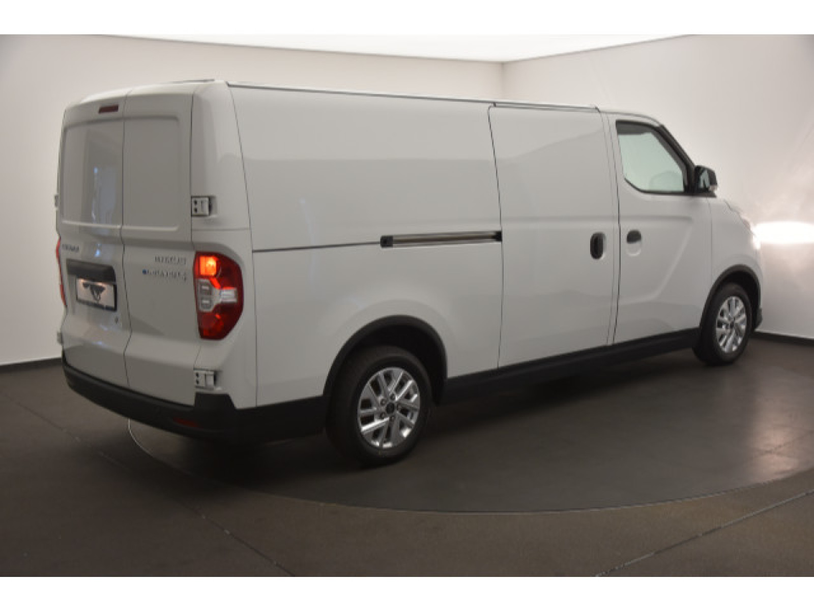 diagonalansicht-hinten-aussen