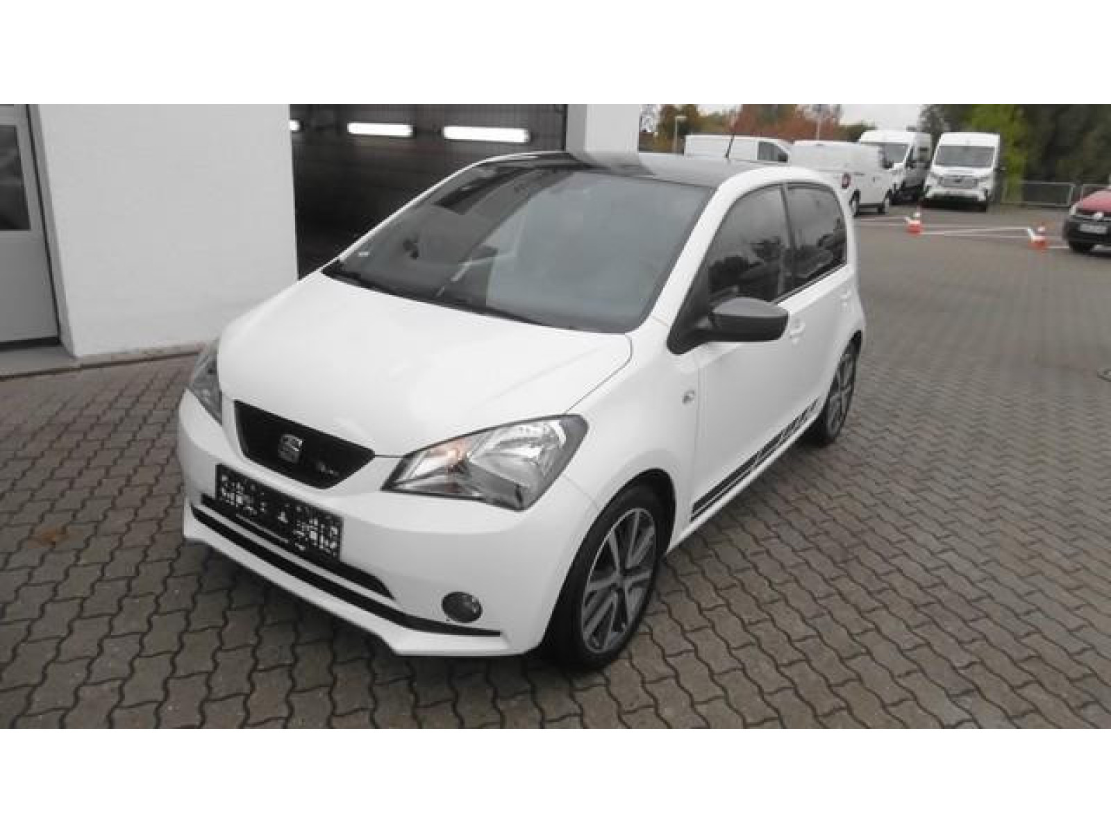 diagonal-frontansicht-aussen