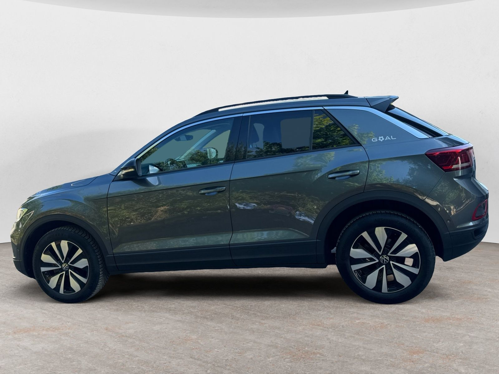 Volkswagen - T-Roc_3