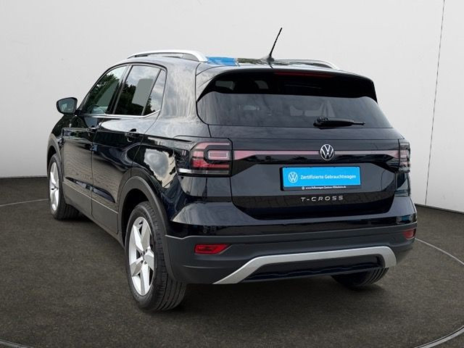 Volkswagen - T-Cross_3