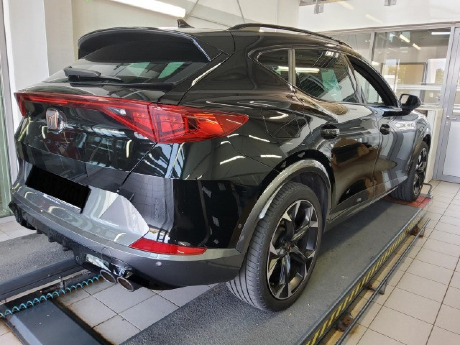 diagonalansicht-hinten-aussen