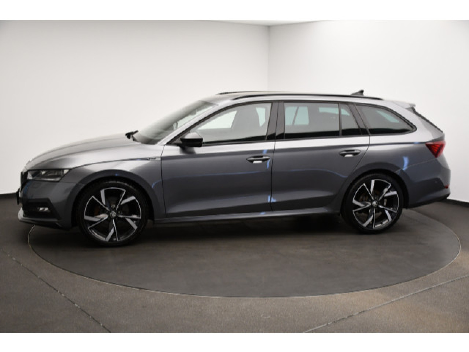 Škoda - Octavia_16